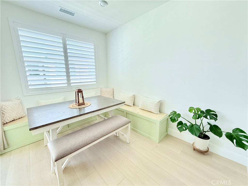 Ontario, CA 91764,1000 N Tangent Privado #303