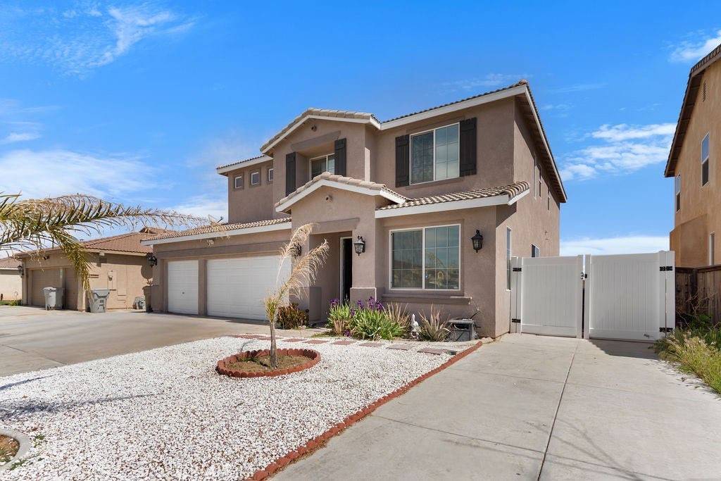 Hesperia, CA 92344,8669 Stonecreek DR