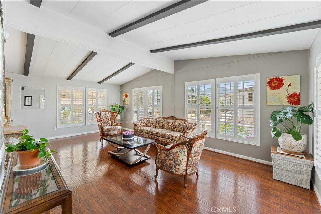 Corona, CA 92882,1353 Shadowglen WAY