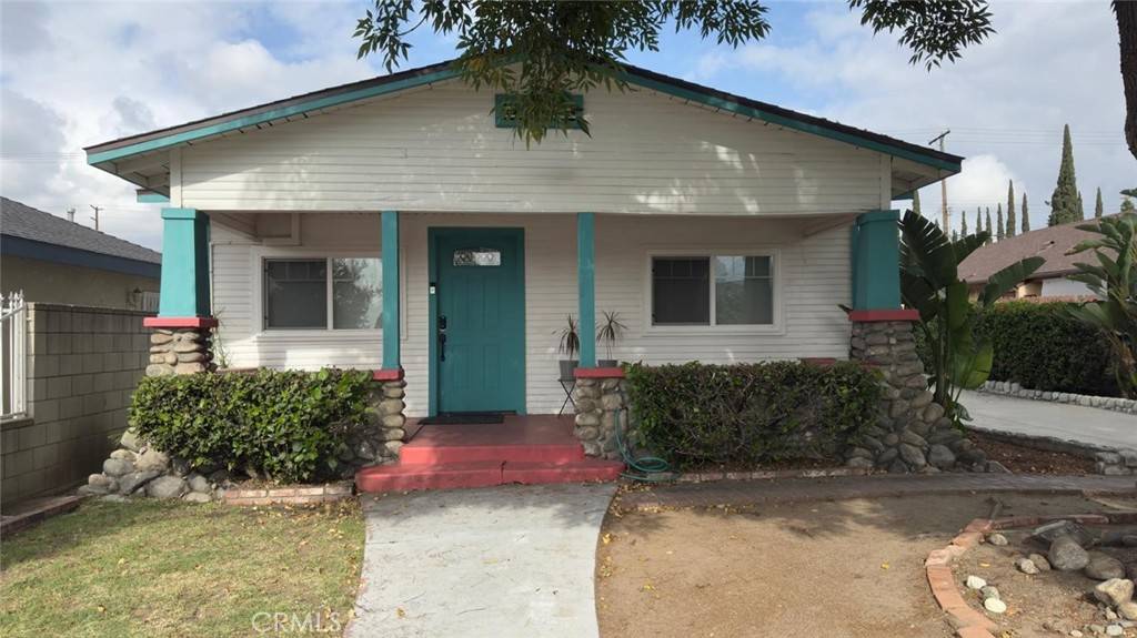 Azusa, CA 91702,209 N Alameda AVE
