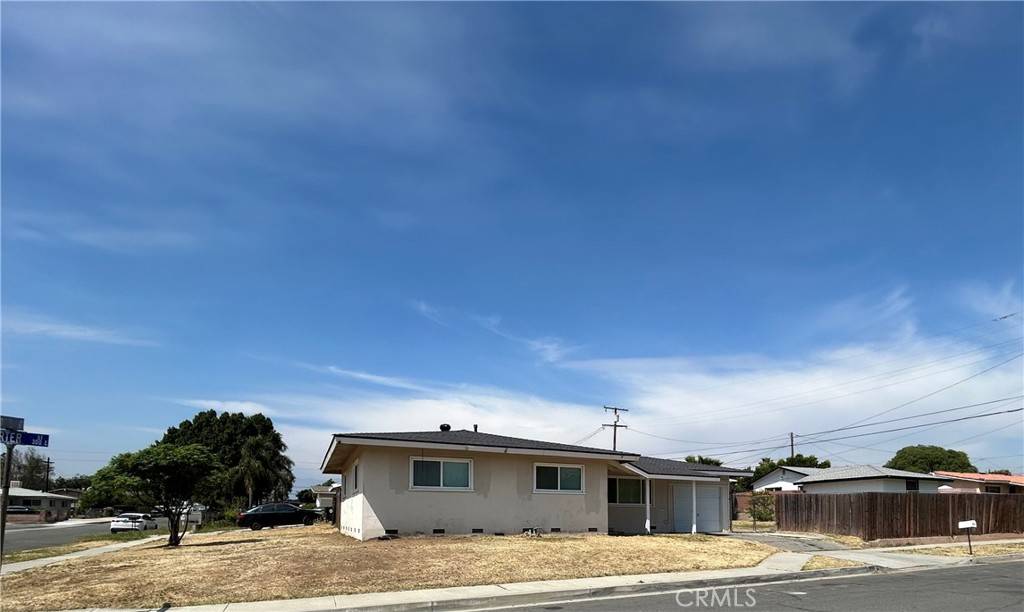 390 E Carter ST, Rialto, CA 92376