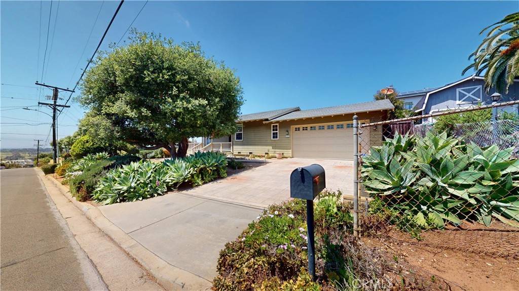 Oceanside, CA 92054,2402 Dunstan ST