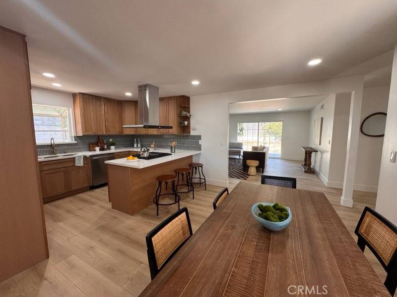 Claremont, CA 91711,221 Wiley CT
