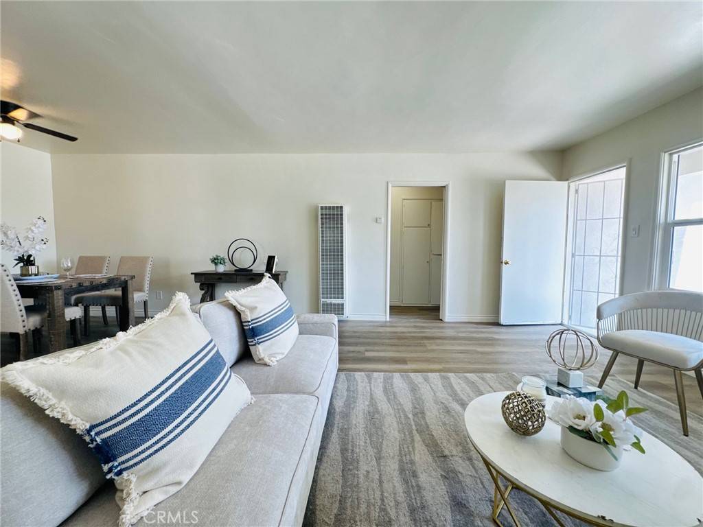 Fontana, CA 92336,17472 Paine ST