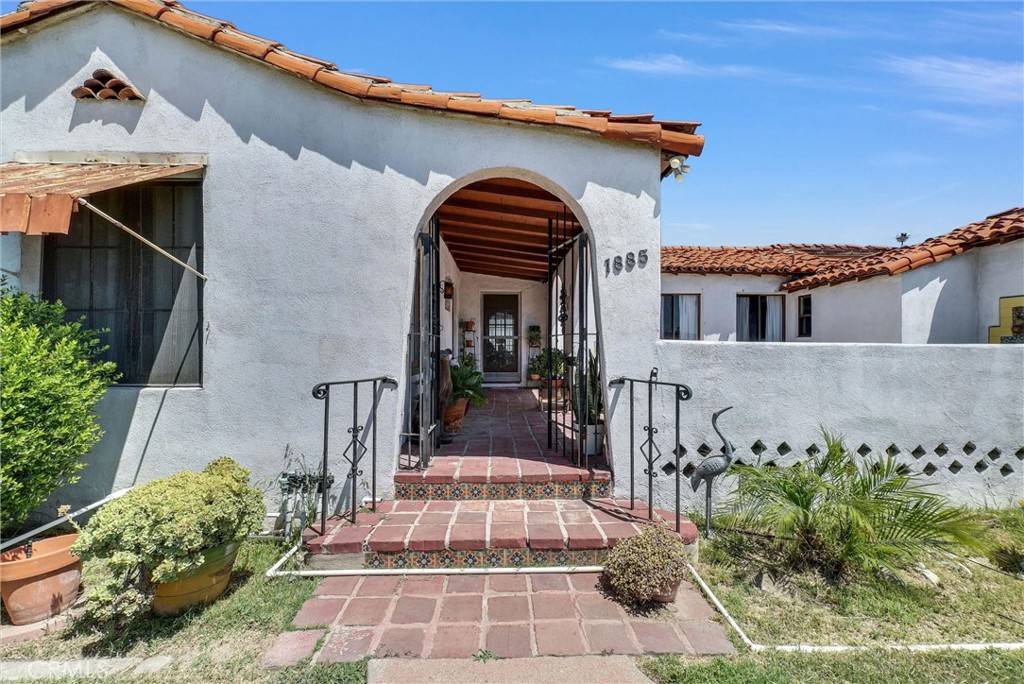 Upland, CA 91786,1885 9th