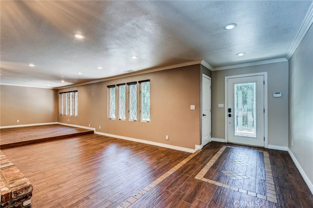 Yucaipa, CA 92399,37095 Oak View RD