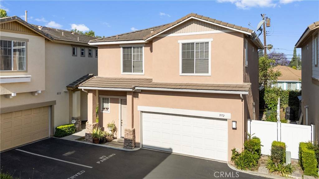 Anaheim, CA 92801,1972 W Blue Violet CT