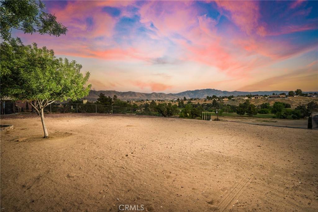 Hesperia, CA 92345,18463 Orange ST