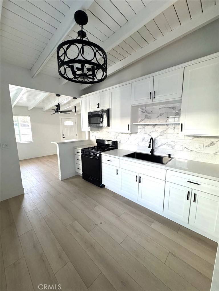 Bloomington, CA 92316,18623 11th ST