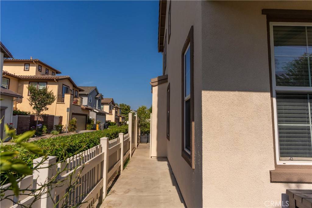 Chino, CA 91708,8032 Holland Park ST