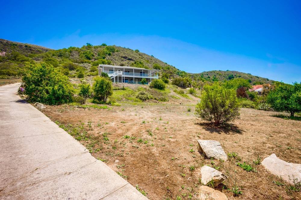 Temecula, CA 92590,44196 La Cruz DR