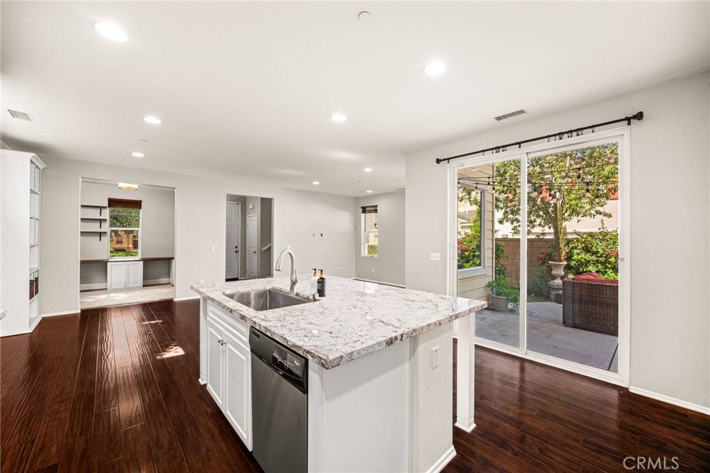 Ontario, CA 91761,4069 Cottage Way