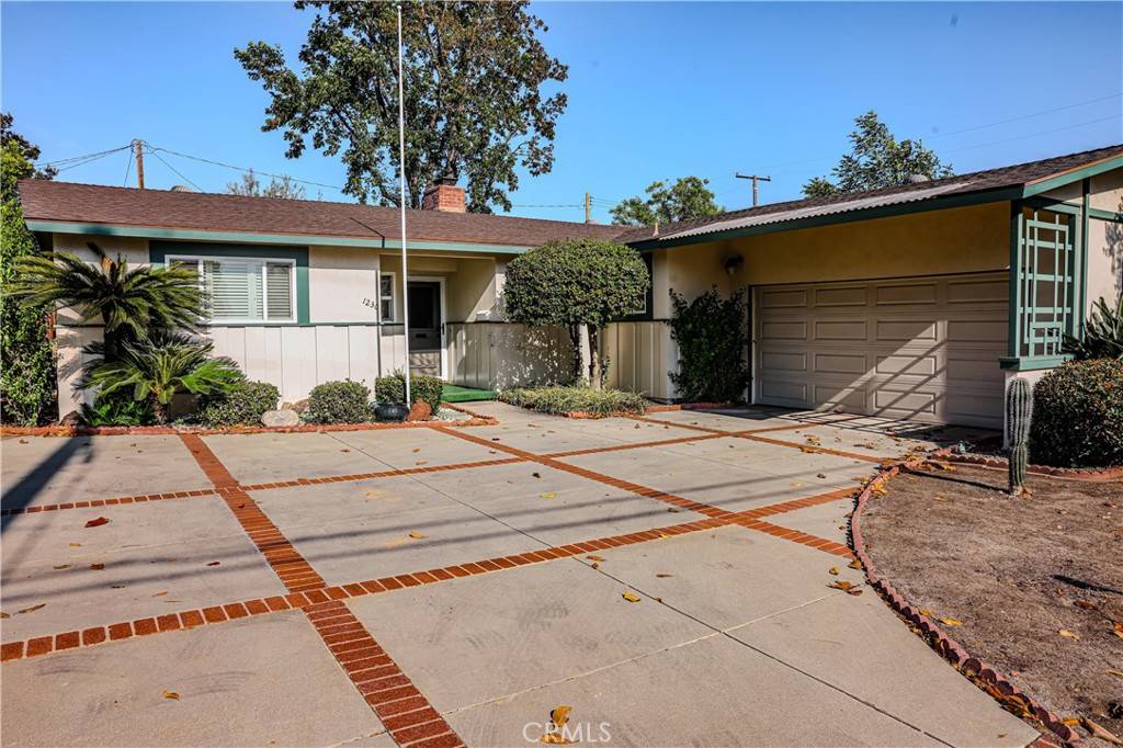 Claremont, CA 91711,1230 N Mountain AVE