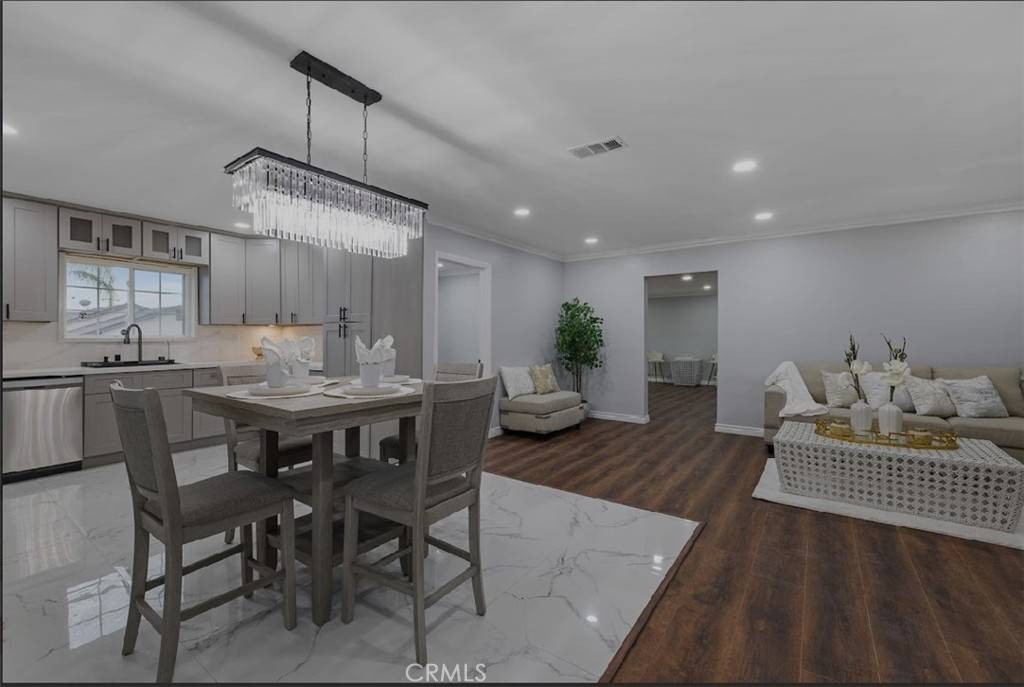 San Bernardino, CA 92404,3704 Modesto DR