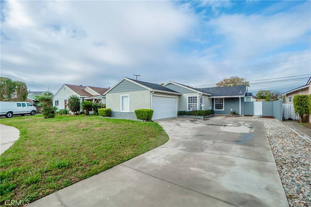 Norwalk, CA 90650,11823 Crossdale AVE