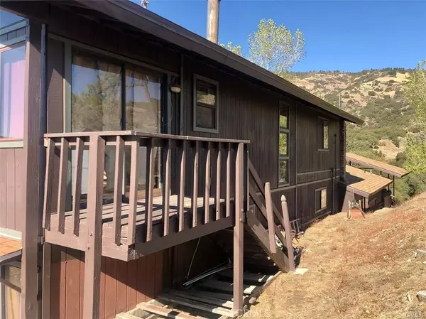 Tehachapi, CA 93561,25160 Artesian CT