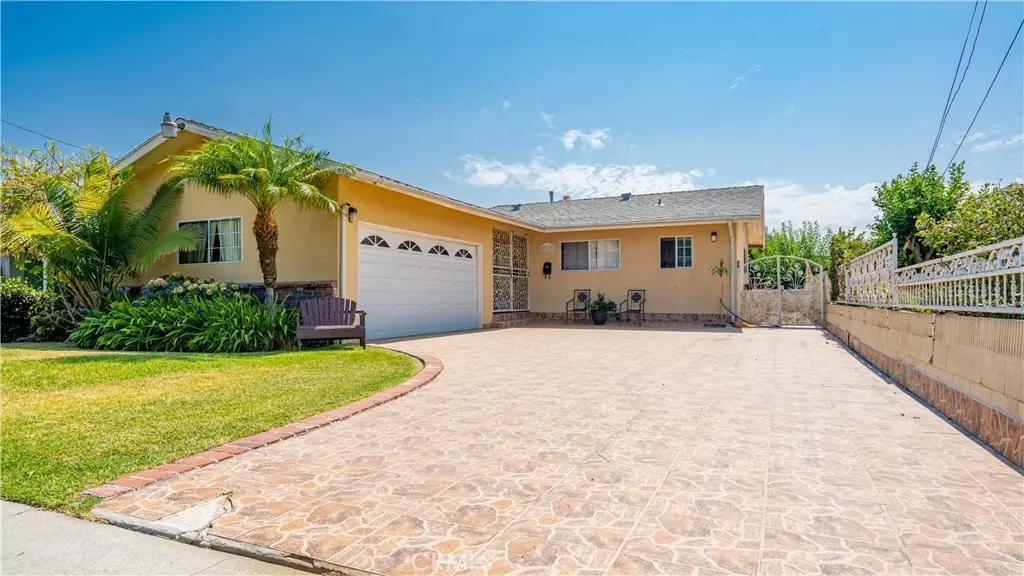 Downey, CA 90241,8112 De Palma ST