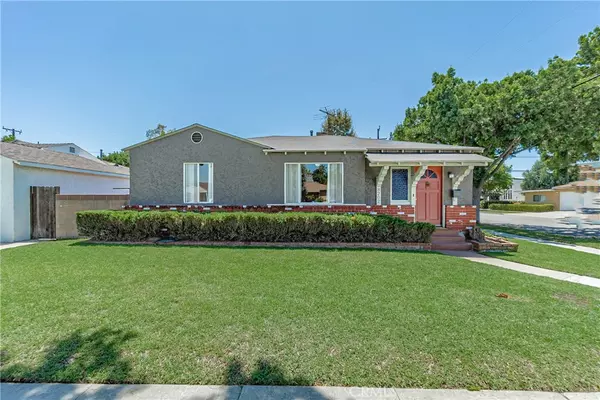 Downey, CA 90242,8202 Quoit ST