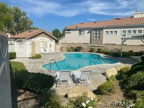 Newhall, CA 91321,19325 Santa Maria DR