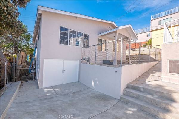 County - Los Angeles, CA 90063,923 Herbert AVE