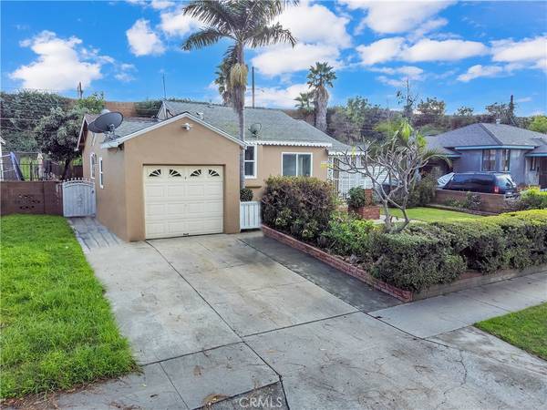 Carson, CA 90810,2622 E 221st PL