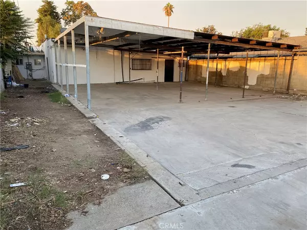 Bakersfield, CA 93305,1426 Niles ST