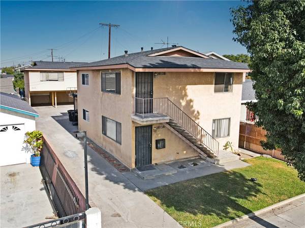 2813 Independence AVE, South Gate, CA 90280