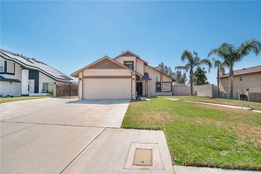 6375 Toledo LN, San Bernardino, CA 92407