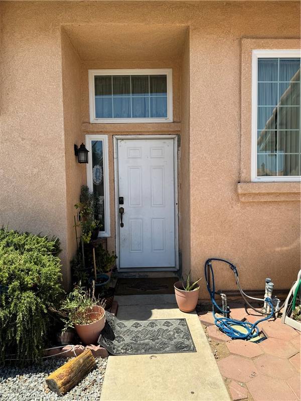 14542 Hackamore RD, Victorville, CA 92392