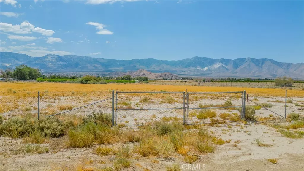 Lucerne Valley, CA 92356,32453 Furst ST