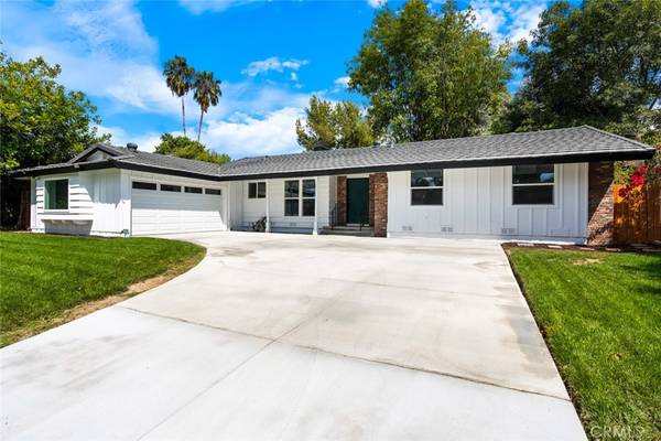 Fullerton, CA 92833,1608 Canyon DR