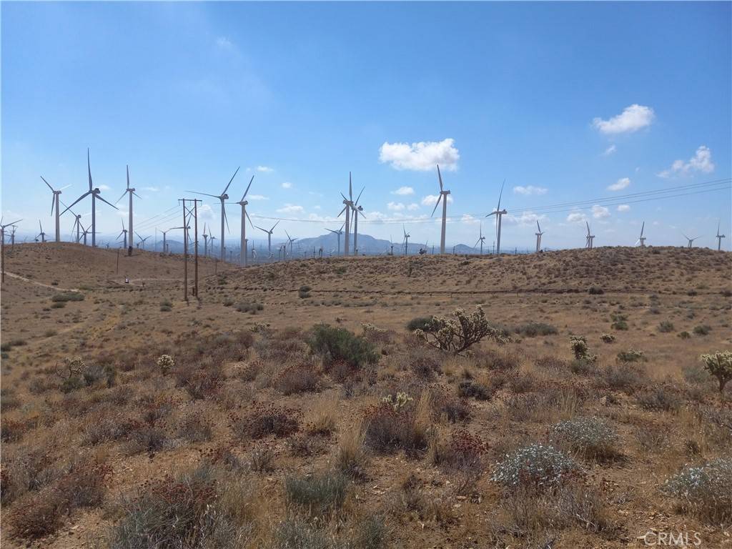 Mojave, CA 93501,1 Oak Creek Road