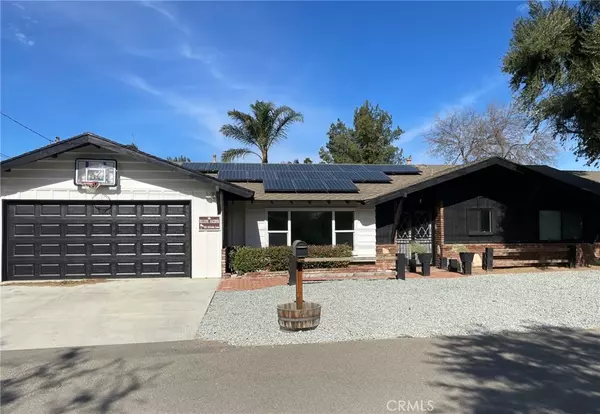 881 Hillside Ln, Norco, CA 90286