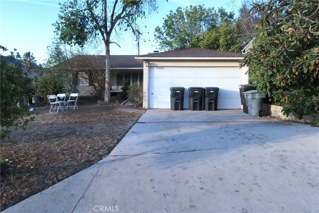 Glendale, CA 91208,1823 Hillside DR