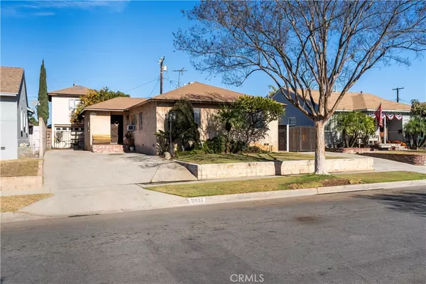 Santa Fe Springs, CA 90670,11633 Terradell ST