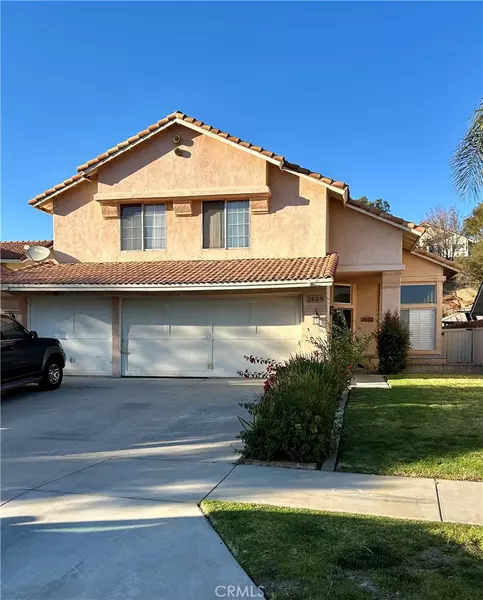 2629 Presidio LN, Corona, CA 92879