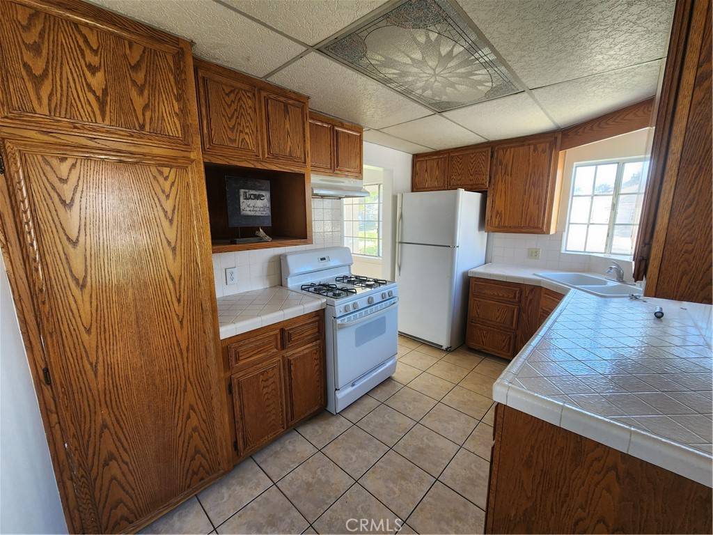 Bell, CA 90201,3617 Anita DR