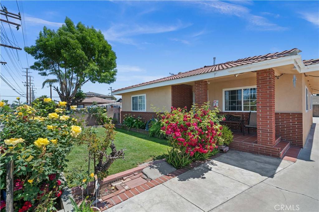 Artesia, CA 90701,11854 166th ST