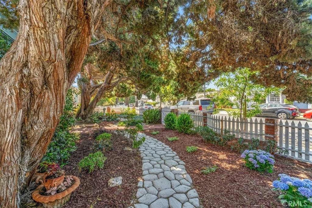Long Beach, CA 90805,230 E 56th ST