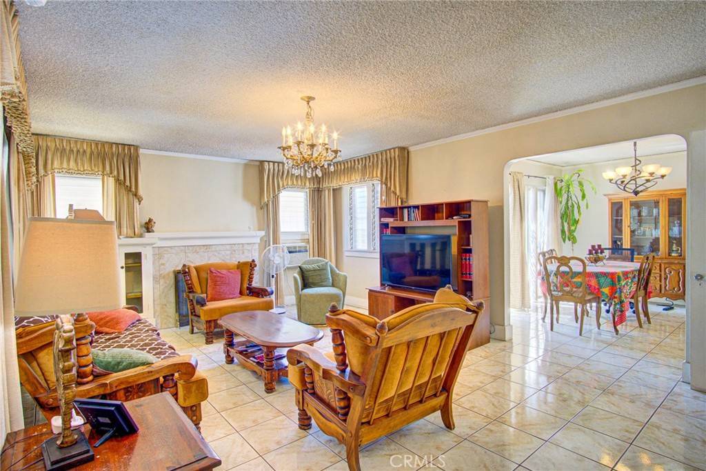 Huntington Park, CA 90255,2947 Flower ST