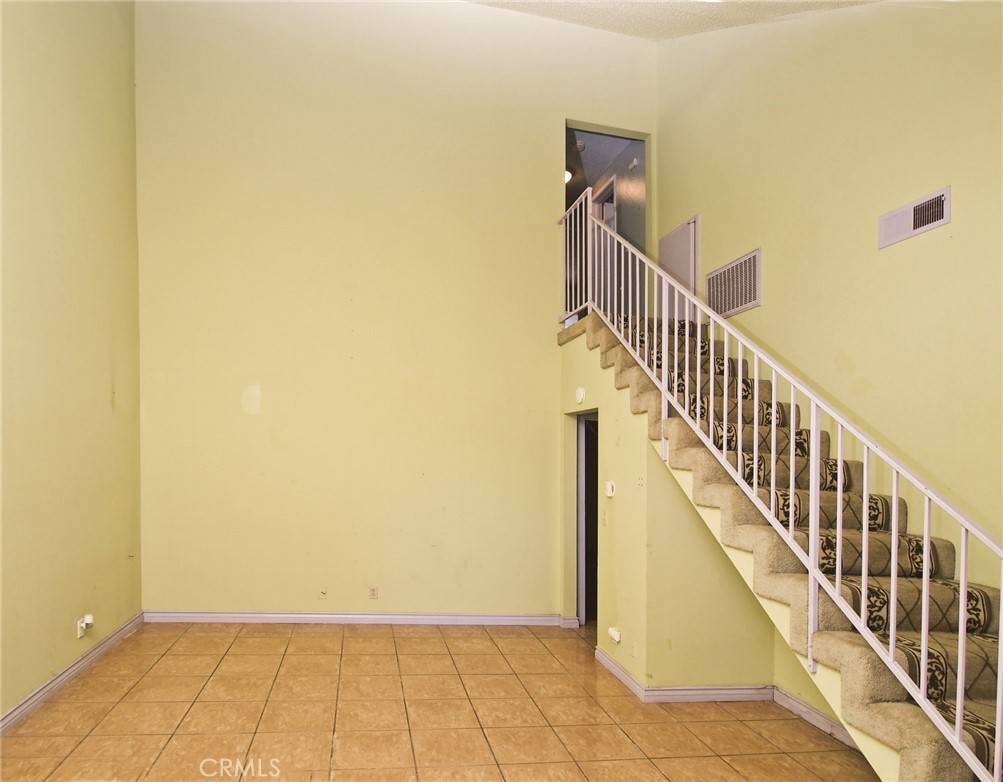 Santa Ana, CA 92704,601 S Newhope ST #5