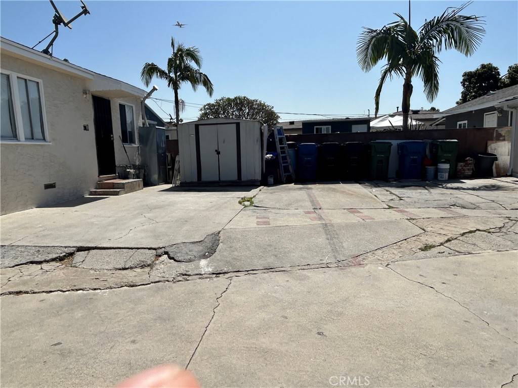 Inglewood, CA 90303,3700 W 105th ST
