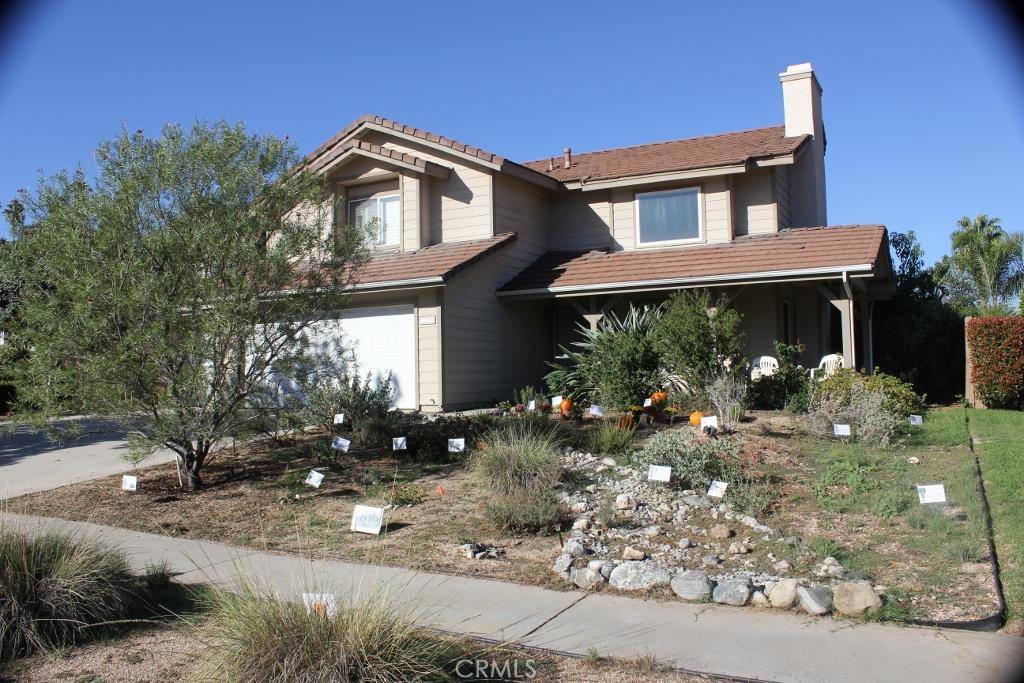 209 Amber CT, Redlands, CA 92374