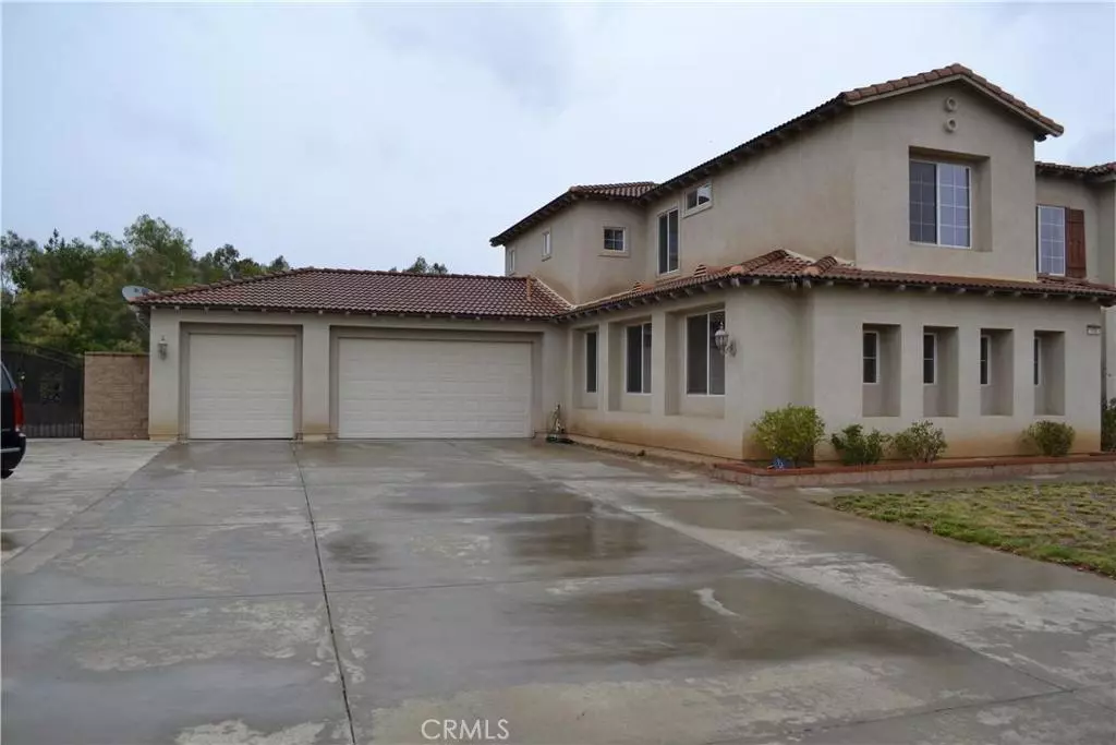 Redlands, CA 92373,960 Creek View LN