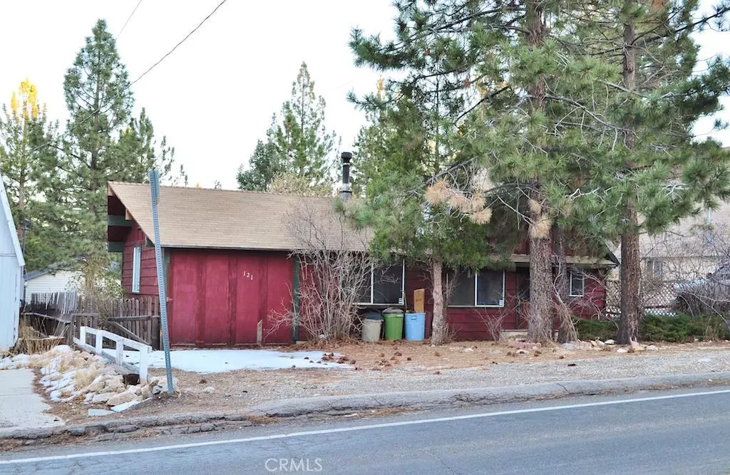 Sugar Loaf, CA 92386,121 Maple LN