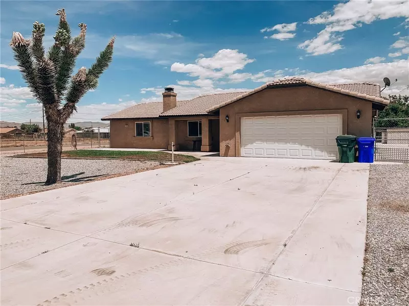 11893 Pasco RD, Apple Valley, CA 92308