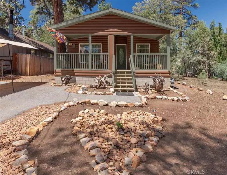 408 Imperial AVE, Sugar Loaf, CA 92386