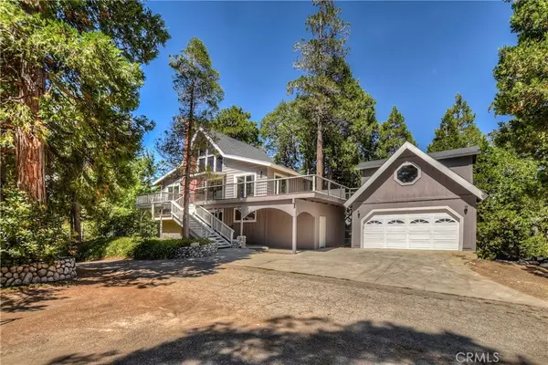 Lake Arrowhead, CA 92352,556 Rainier RD