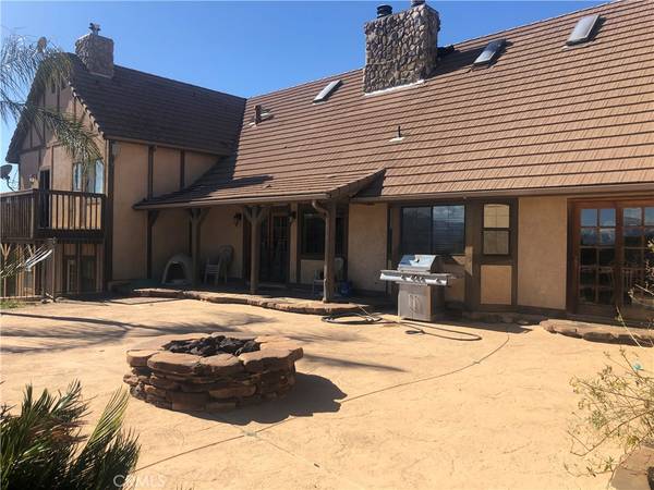 Agua Dulce, CA 91390,34880 Juniper Valley RD