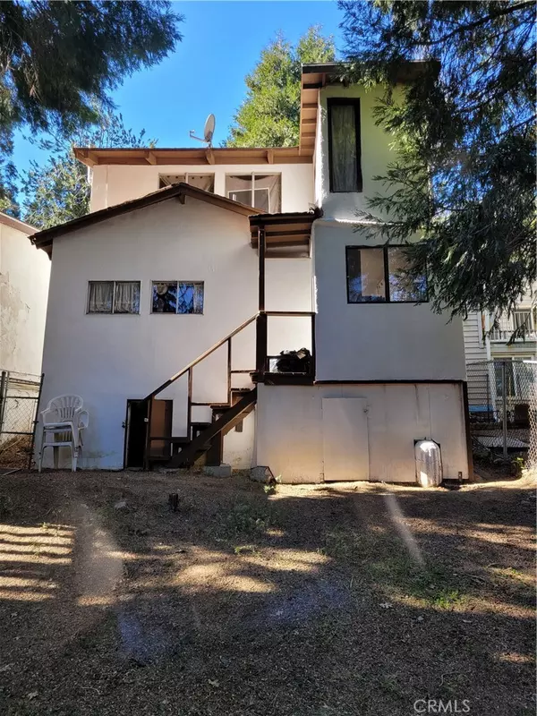 Crestline, CA 92325,23354 Crest Forest DR